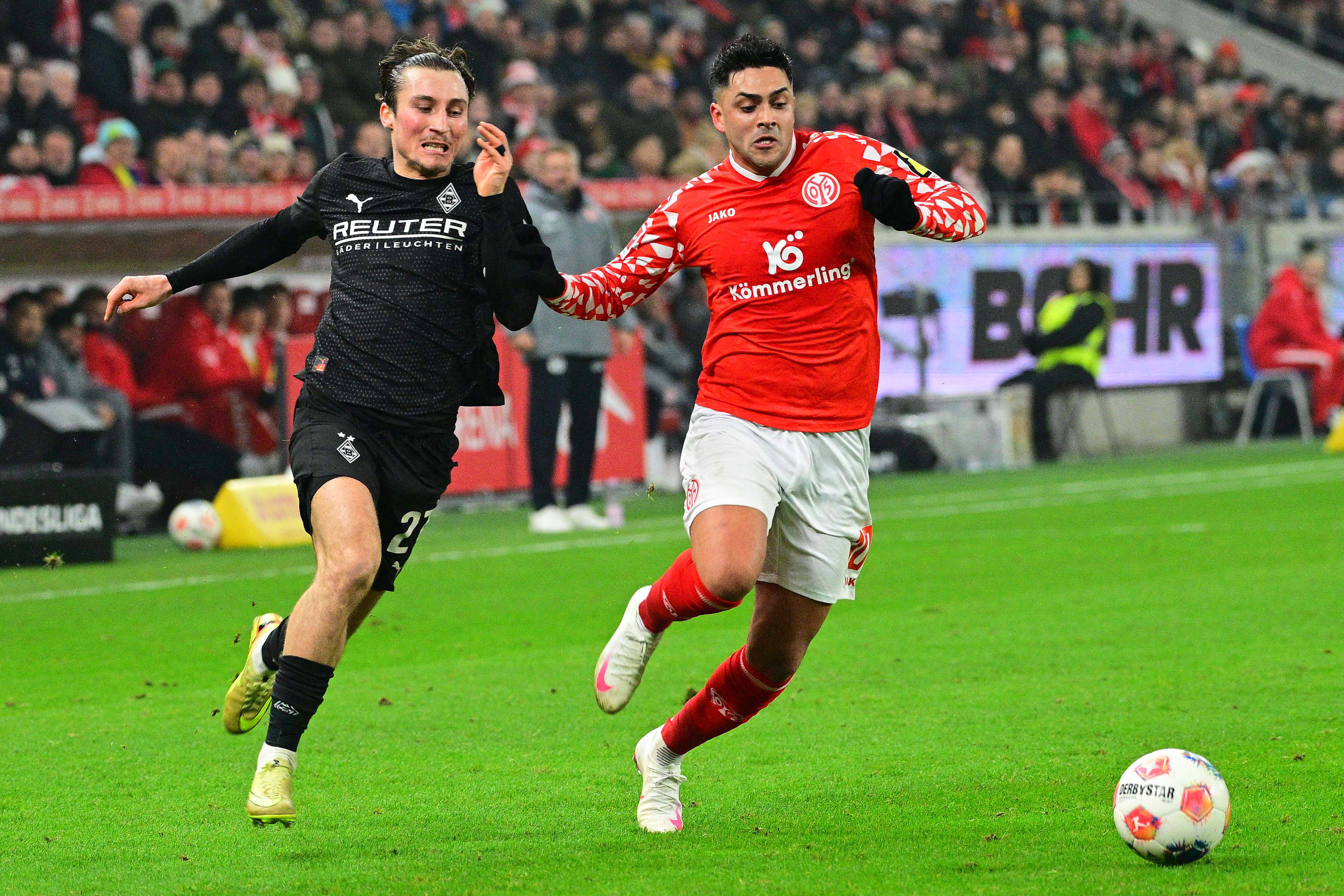 清晨意甲焦点战；门兴格拉德巴赫篮板制胜；引发热议；年轻球员得到机会(门兴格拉德巴赫赛程)