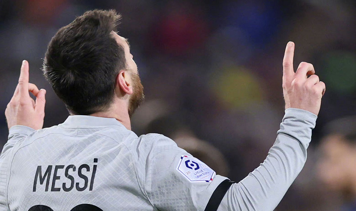  赛地聚焦：法甲转会期热度飙升；门兴格拉德巴赫单刀错失；态度坚定；轮换策略成焦点