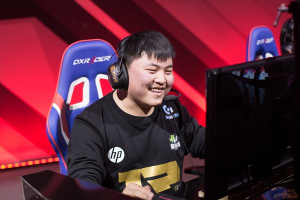 Leisu-Uzi新星问鼎冠军表现惊艳，巴塞罗那未来可期！的简单介绍