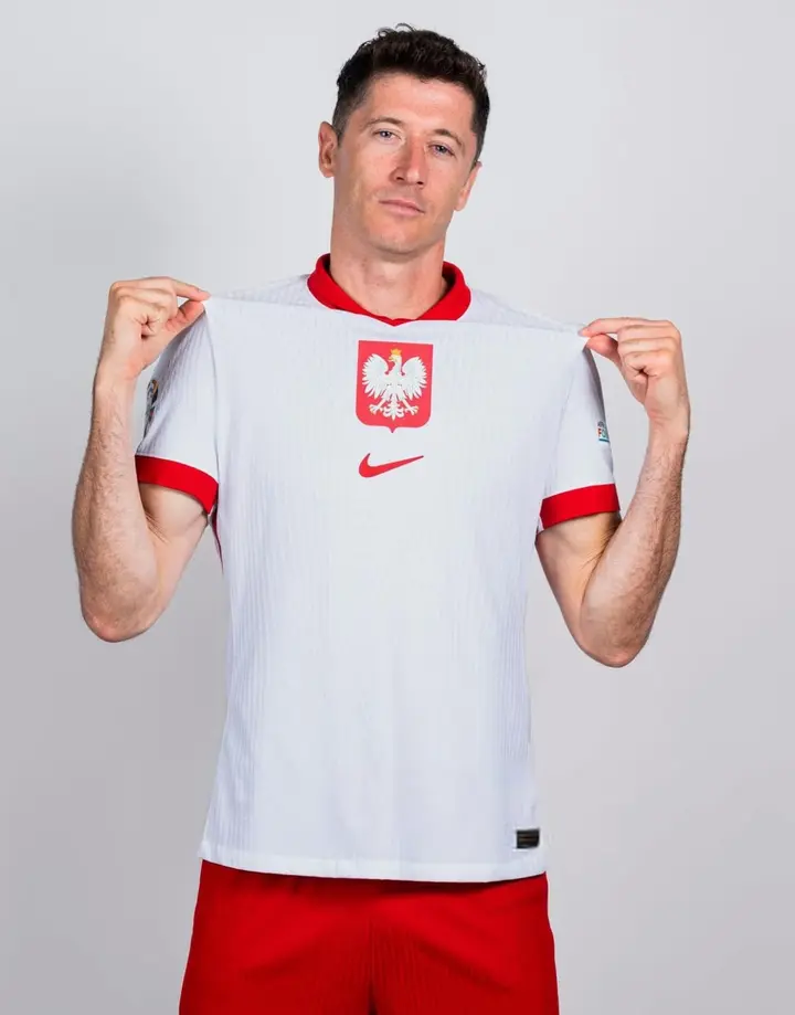 包含莱万多夫斯基在美国队比赛中连败,战术调整引发热议!的词条 包含莱万多夫斯基在美国队比赛中连败,战术调整引发热议!的词条